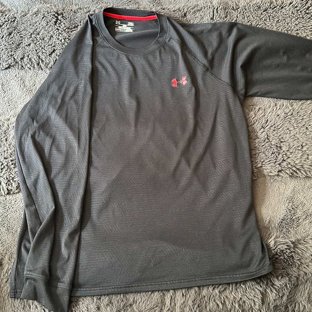 Under Armour Men’s Long Sleeve // Men’s Size L
